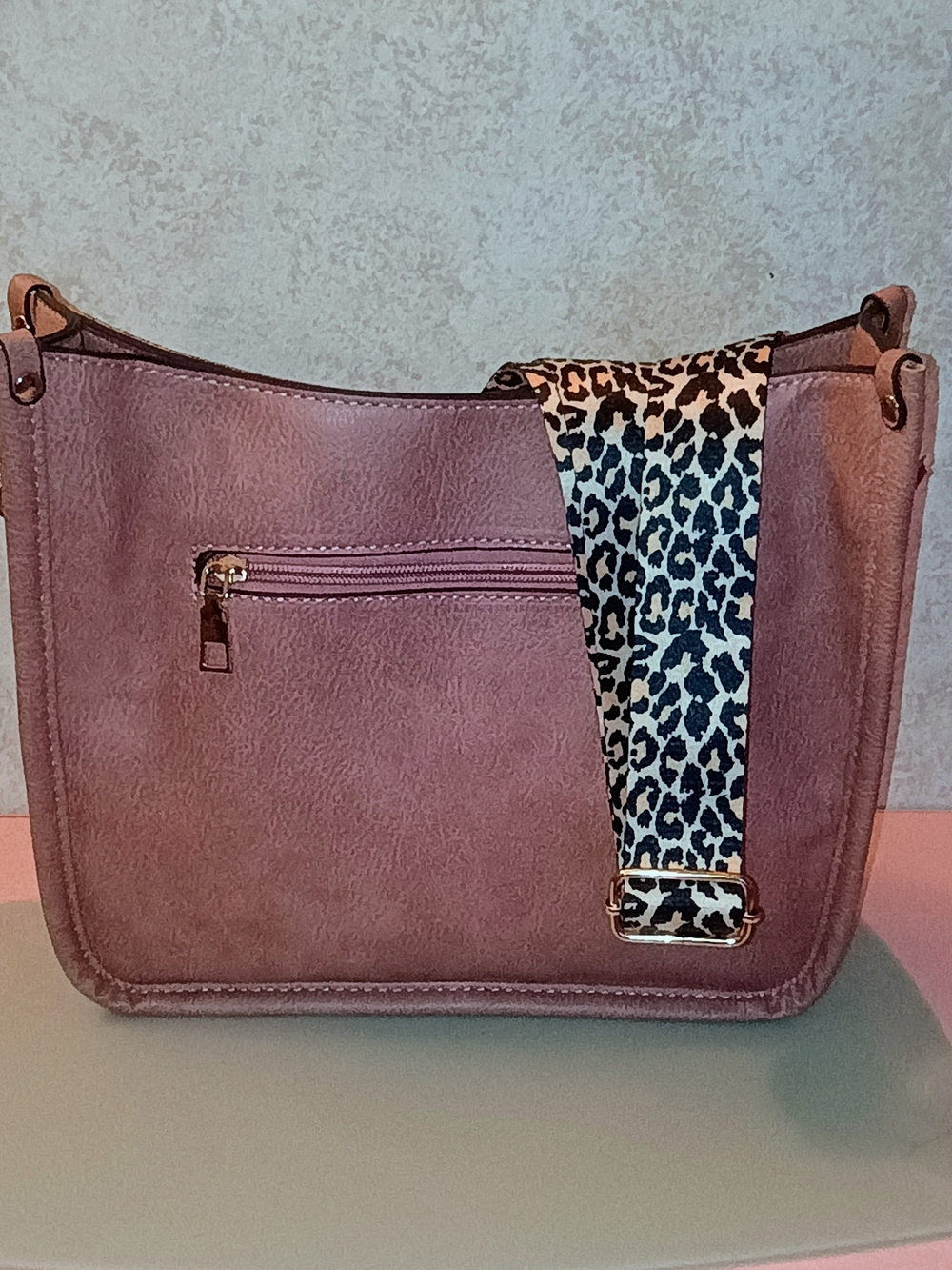 EUC Women’s Mauve Faux-Leather Shoulder Bag with Leopard Strap